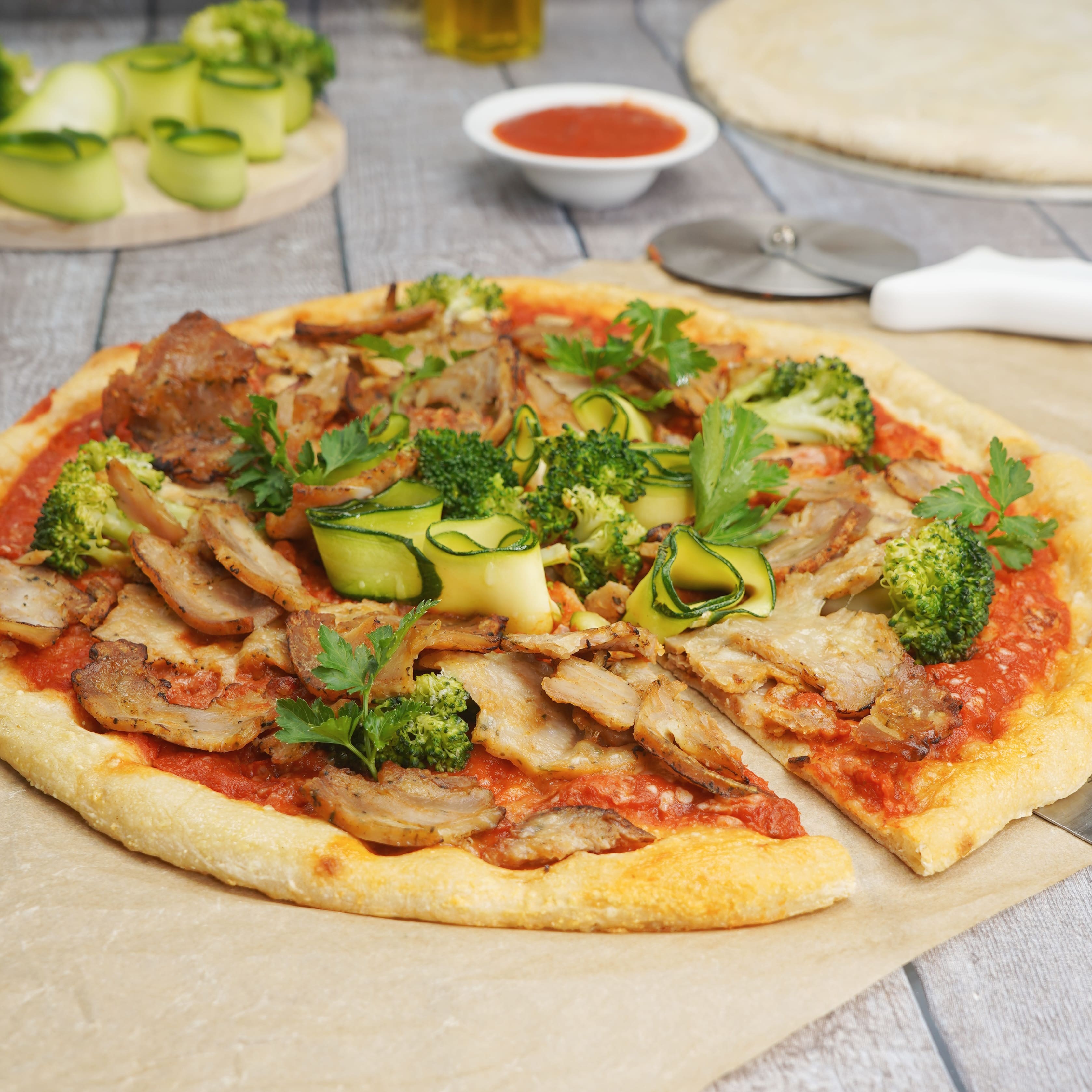 Pizza kebab brocolis courgettes